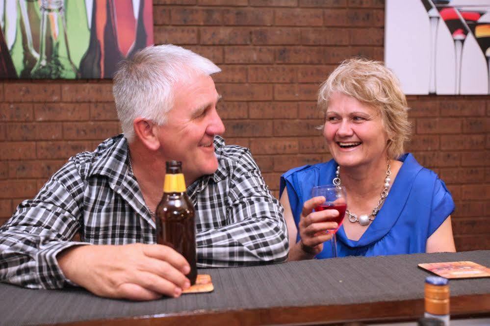 Countryman Motor Inn Dubbo Buitenkant foto